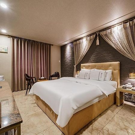 Sillim Hotel Urban Сеул Екстериор снимка