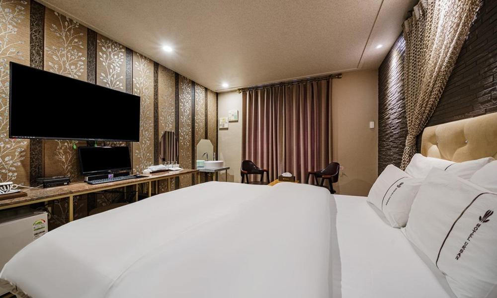 Sillim Hotel Urban Сеул Екстериор снимка